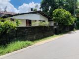Land with house for sale in Katuwawala