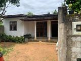 7.4 Perch Land with House For Sale In Kadawatha (Eldeniya).